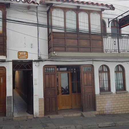 מלון סוקרה Casa De Huespedes Isabella מראה חיצוני תמונה